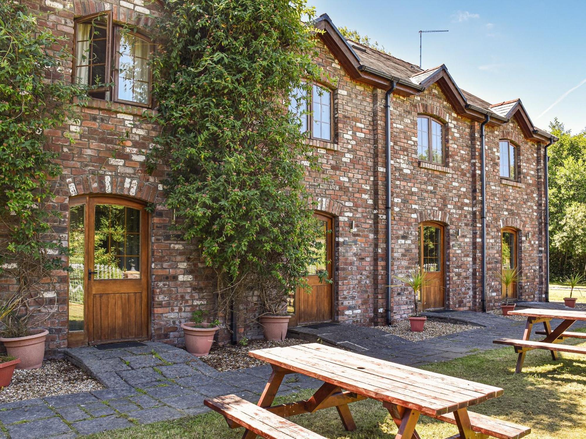 Poppy - Uk40102 Holiday home Dunvant